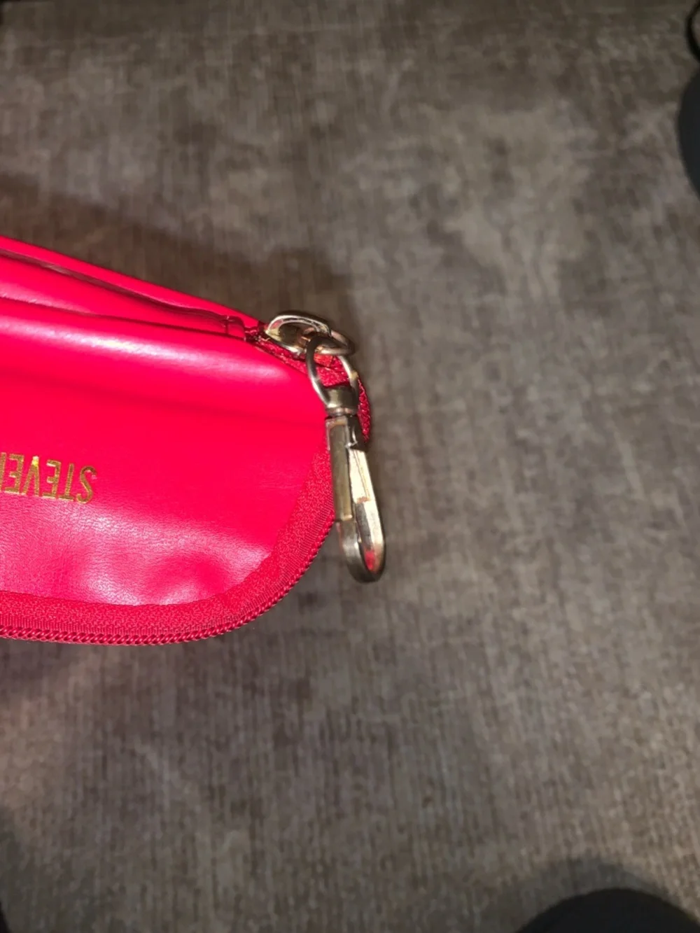 Steve Madden Red Key Pouch Accessory - Picture 3 of 8